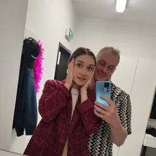 Herečka Marta Dancingerová s parnerem Vojtou Hlaváčkem (2)