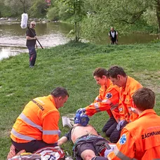 Ordinace: Natáčení dramatické záchranné akce na Sázavě - 1