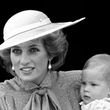 Princezna Diana s princem Harrym, 1985