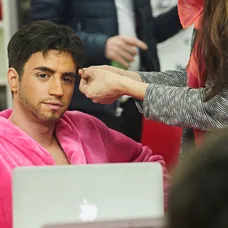 Tvoje tvář má známý hlas: Milan Peroutka jako Enrique Iglesias - 4