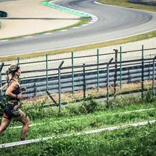 Závody Spartan ovládnou Brno (2)