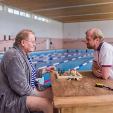Táta v nesnázích_Martin Pechlát, Jan Vlasák