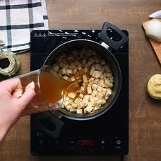 MasterChef recepty: Srnčí hřbet s celerovým pyré podle Petra Březiny - 13