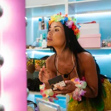 Love Island - Kerol tahiti party
