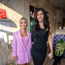 Laura a Gabi z Love Islandu na premiéře Sex O´Clock