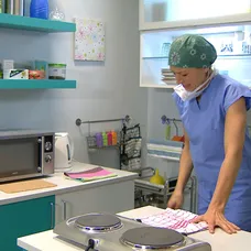 Ordinace: Andrea si ublíží, schválně se pořeže! - 3