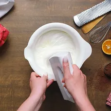 MasterChef recepty: Čokoládové bábovičky s pomerančem a marakujou podle Kristíny Nemčkové - 2