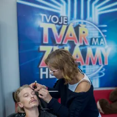 TVOJE TVÁŘ - Aneta Krejčíková jako ikona z Aerosmith! - 4