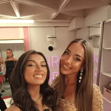 Vanesa a Naty se hodily do gala.