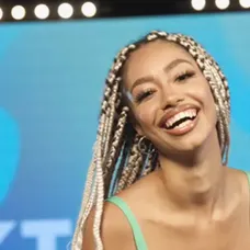Love Island medailonky - Aisha