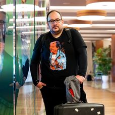 „Postupně jsem vyhořel a teď jsem bez práce,“ říká Marek hned v úvodu nového dílu Extrémních proměn.