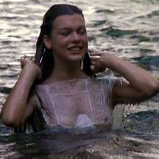 Milla Jovovich ve filmu Návrat do modré laguny - 4