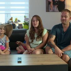 Rodinu přihlásila Lucie, aby si vyzkoušela něco nového a vystoupila ze své komfortní zóny. Michal je však velmi náročný na pořádek a mezi partnery často vznikají konflikty kvůli rozdílným názorům na výchovu dětí.