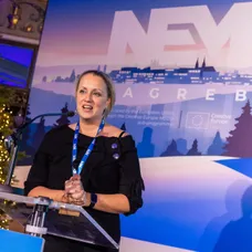 Kreativní producentka TV Nova a Voyo.cz Lenka Szántó převzala v Záhřebu prestižní NEM Awards 2024