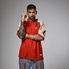 Survivor - Adam (2)