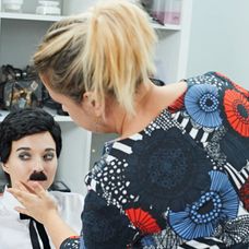 Tvoje tvář má známý hlas: Berenika Kohoutová jako Charlie Chaplin - 4
