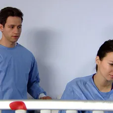 Ordinace: Denisa se hroutí v Jonášově náruči - 4