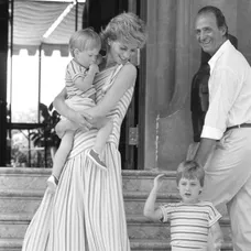 Princezna Diana s princem Harrym a princem Williamem, 1986