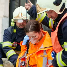 Ordinace: Bibi v nebezpečí při záchranné akci - 27