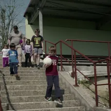 Mise nový domov - On v noci pracoval, manželka ho podváděla - 11