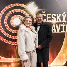 Lucie Borhyová a Rey Koranteng