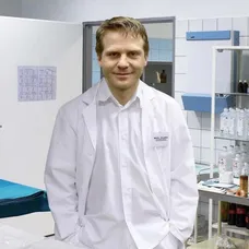 Herec Pavel Batěk coby MUDr. Lukáš Beneš
