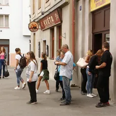 Den s Novou - Ulice