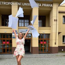 Denisa Ayverdi, magisterské státnice