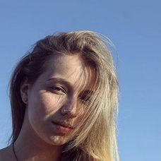 Adriana Bessogonov - 4