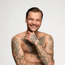 Love Island - Shelby