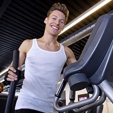 SuperStar: Thomas Puskailer - 11