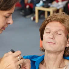 Tvoje tvář: Dalibor Gondík jako Helena Vondráčková