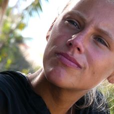 Survivor - Veronika