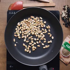 MasterChef recepty: Vítězný recept červeného týmu - Bo La Lot – masové závitky v betelovém listě s rybí omáčkou - 3