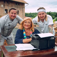 Souboj na taliri Jan Puncochar, Halina Pawlowska a Premek Forejt