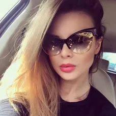 Monika Bagárová - 8
