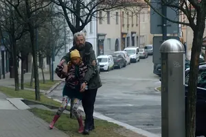 Kapitán Kreiner je úplně mimo! Takhle ho oblbnula uspávací šipka od Marty