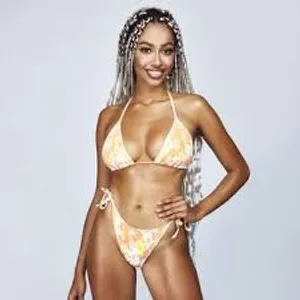 Viktoria Niang