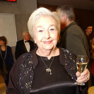 Stella Zázvorková