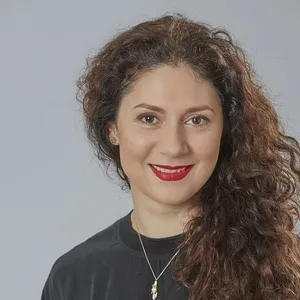Martha Issová