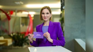 Psaní od srdce pomáhá seniorům. Patronkou je Dagmar Honsová