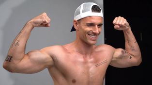Z Love Islandu do Ruže pre nevestu: Nicolas jde pokoušet dívky