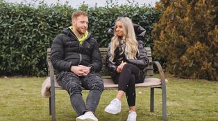 Za vším hledej Vildu! Sári a Sabi šly do Love Islandu na jeho popud