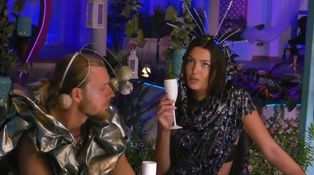 Konec předstírání v Love Islandu: Terez a Tomáš byli na party totálně znudění