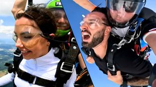 Adrenalinový zážitek Karolíny a Rasťa z Ruže: Společně skočili z letadla