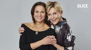 Zákulisí Ulice: Proč se Miluše Šplechtová chodí omlouvat kolegům za svou dceru?