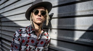 Někdo musel být první odpadlík. Jak Vojta Drahokoupil vzpomíná na účast v Survivor? Někdo musel být první odpadlík. Jak Vojta Drahokoupil vzpomíná na účast v Survivor?
