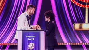 Zlatého slavíka získal Marek Ztracený: Cenu mu předávala zpěvačka LP