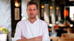 České suroviny v mezinárodní kuchyni? Marek Šáda šokuje nezvyklými kombinacemi České suroviny v mezinárodní kuchyni? Marek Šáda šokuje nezvyklými kombinacemi