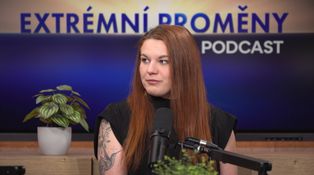 Karolína je po Proměně k nepoznání. Její život se od základu změnil
